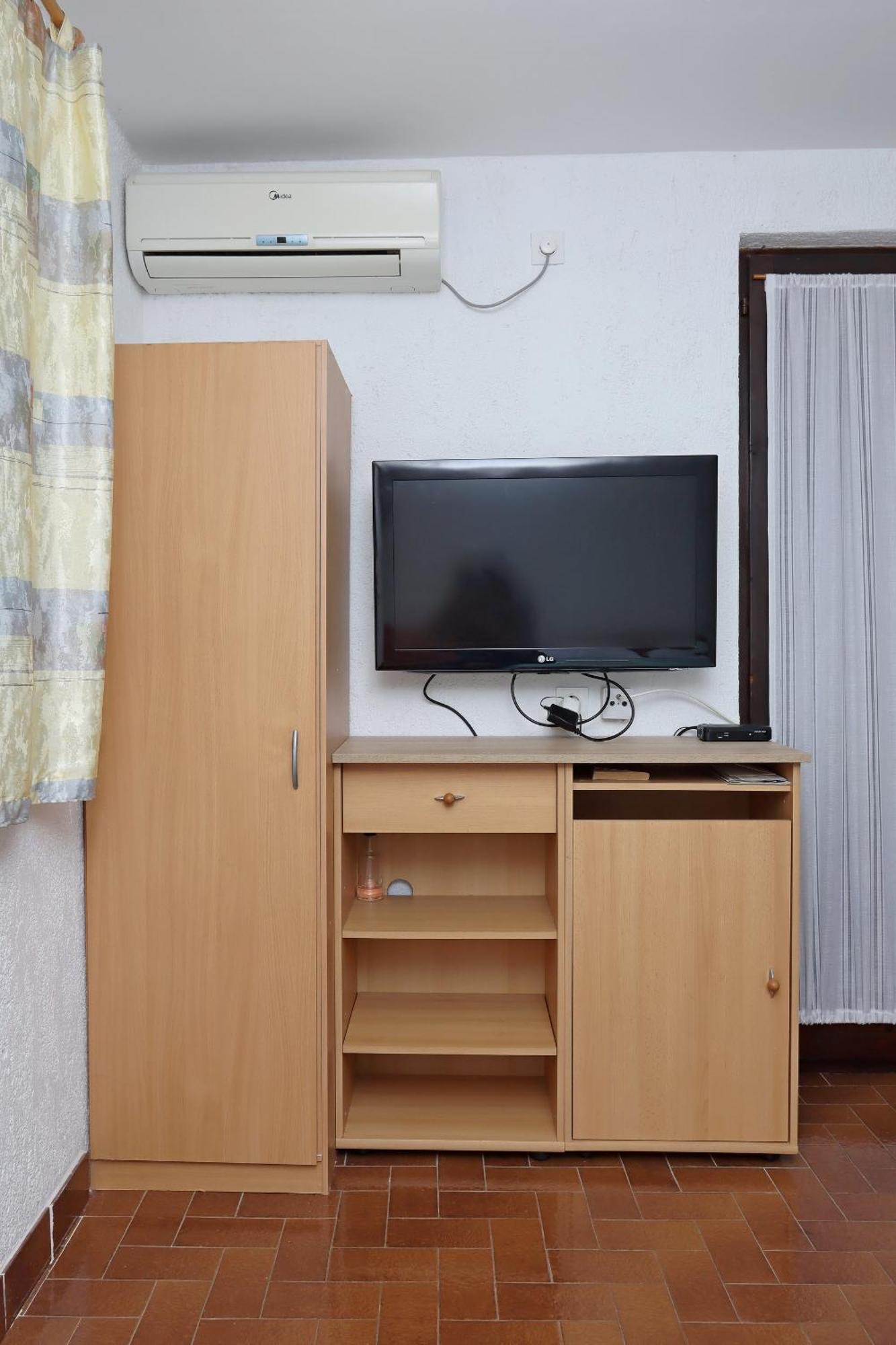 Apartments With A Parking Space Kornic, Krk - 415 部屋 写真