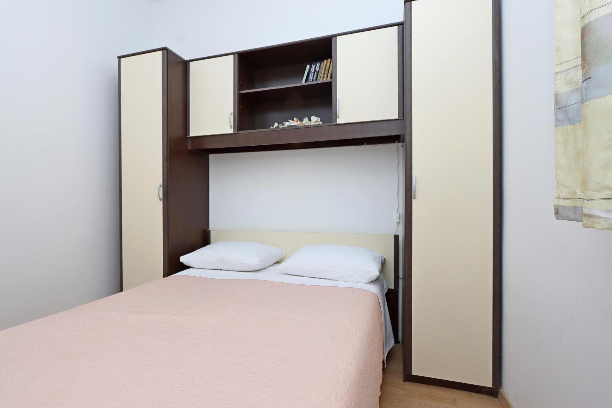 Apartments With A Parking Space Kornic, Krk - 415 部屋 写真
