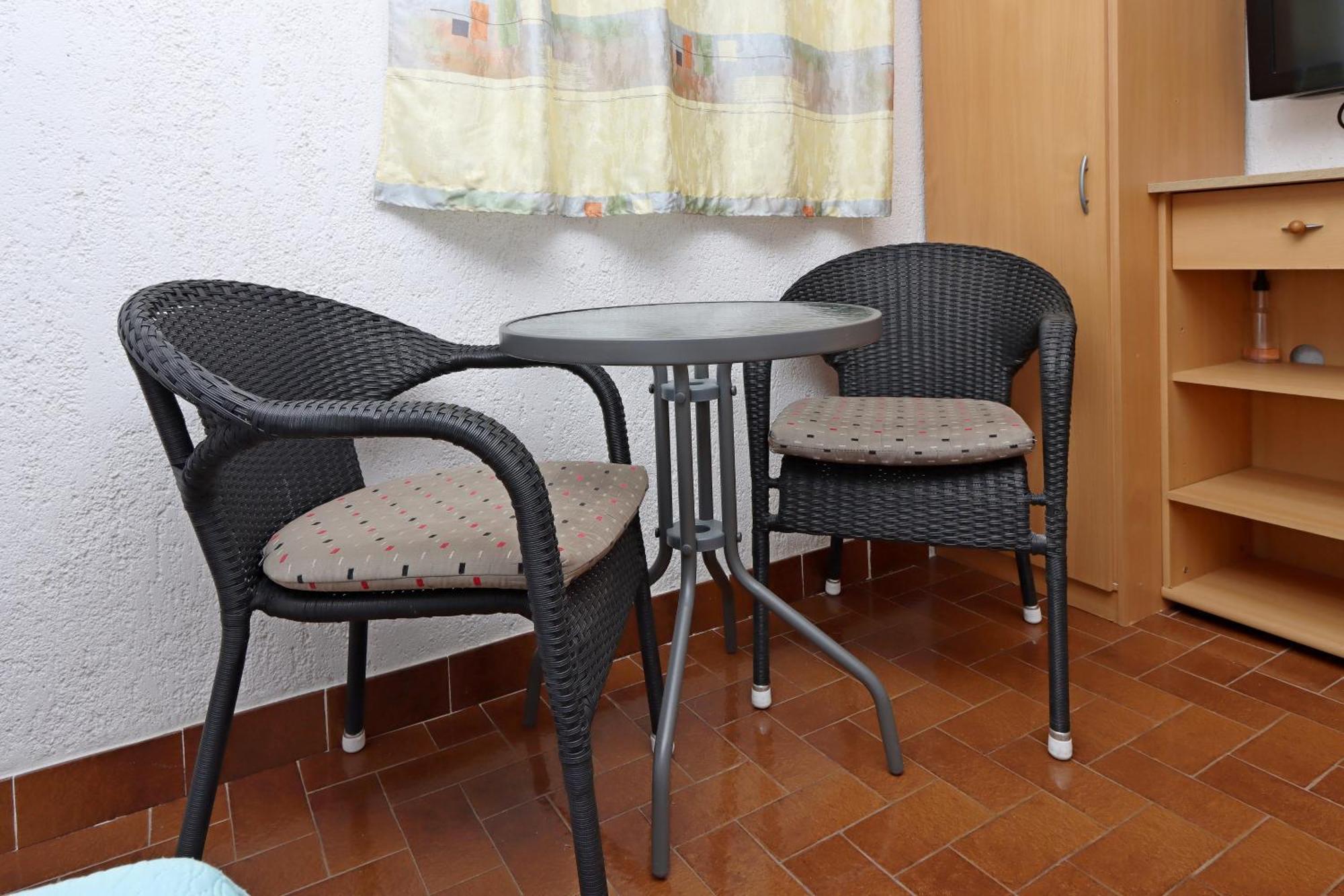 Apartments With A Parking Space Kornic, Krk - 415 部屋 写真